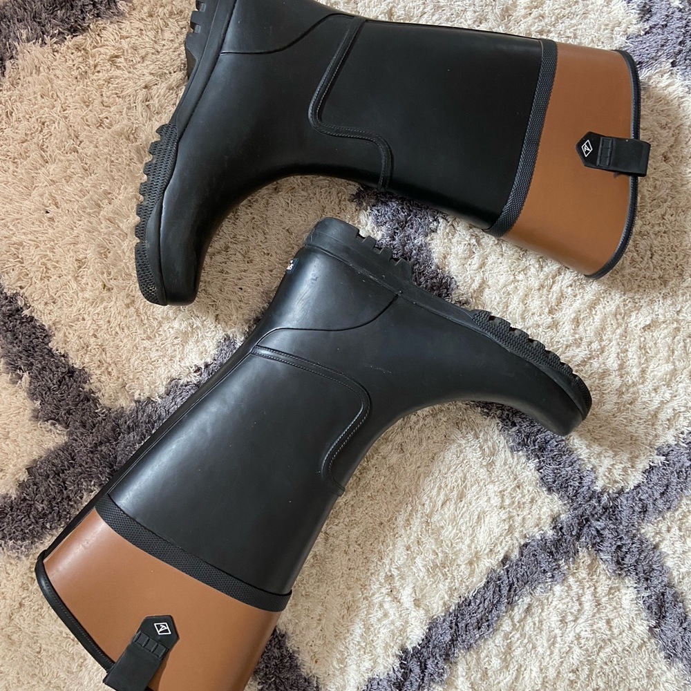 Sperry Rainboots